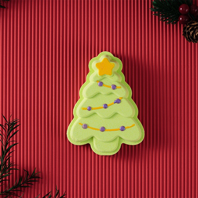 Christmas tree bath bomb