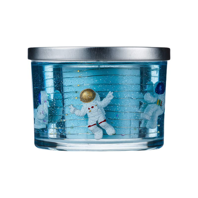 A tech-savvy LED candle