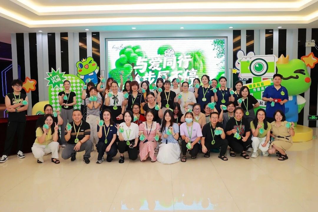 Walking with Love, Keep Walking