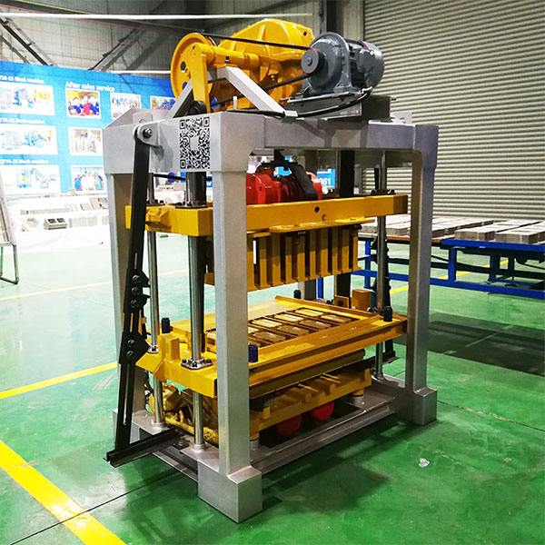 QTJ4-40 earth block machine