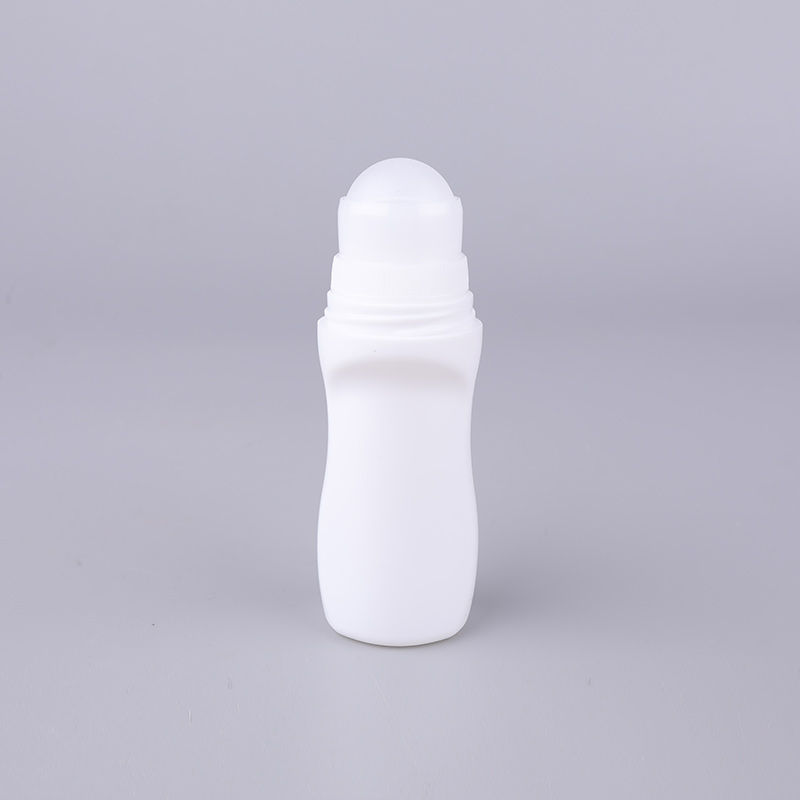 50ml Empty Refillable White Plastic Essential Oil Perfumes Roll on Bottle for Deodorant Container with Roller Ball