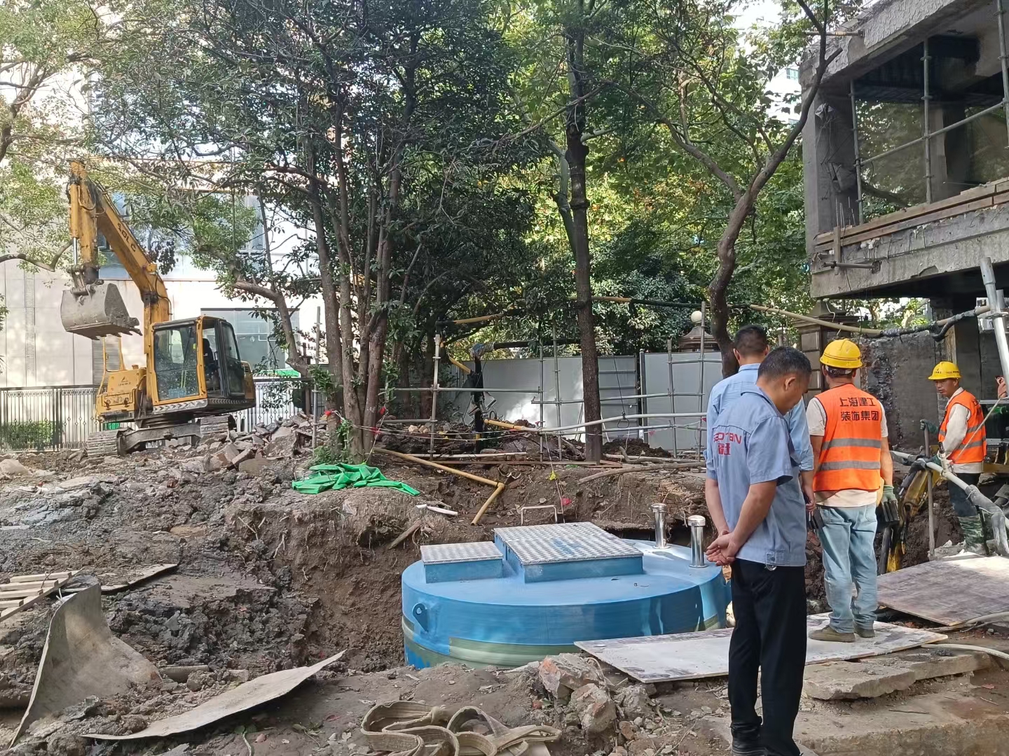 Prefabricated pump station project installation and construction