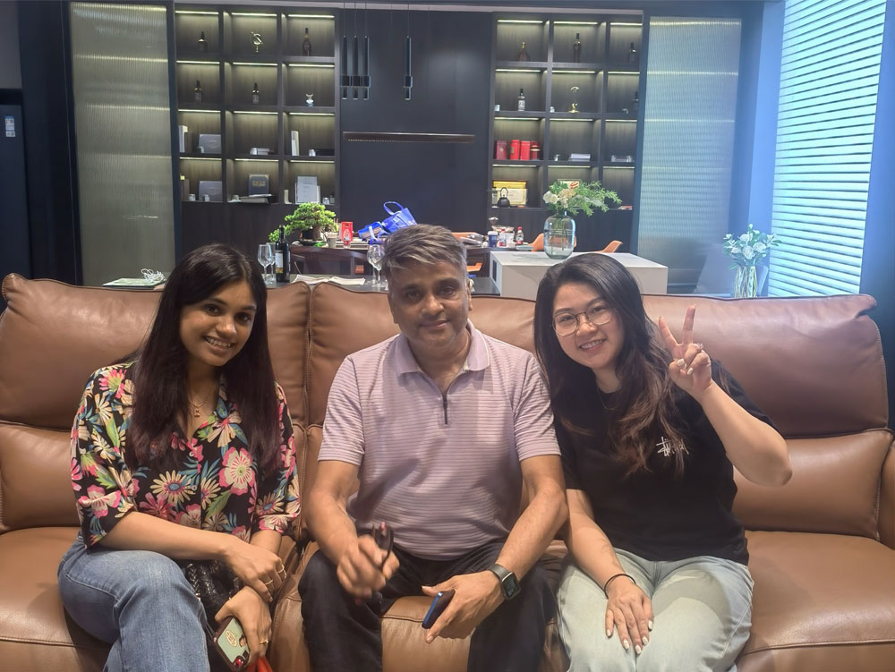 Bisitahin ang mga lumang customer at patuloy na makipagtulungan sa mga order ng Marble PVC Film sa 2024