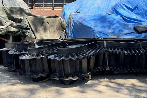 Conveyor belts produced by manufacturers, with various specifications for you to choose