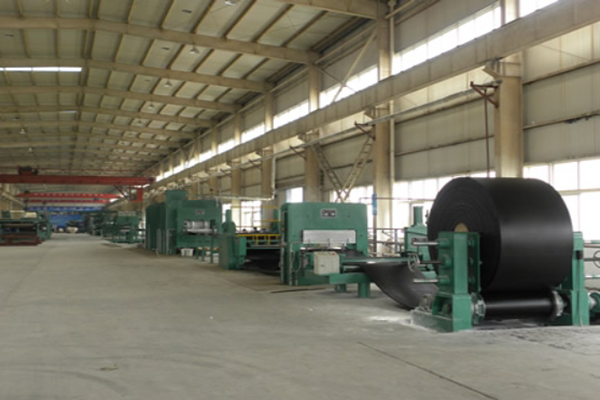 Use of steel wire core conveyor belt