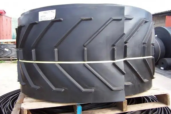 What are the application scenarios of patterned conveyor belts?