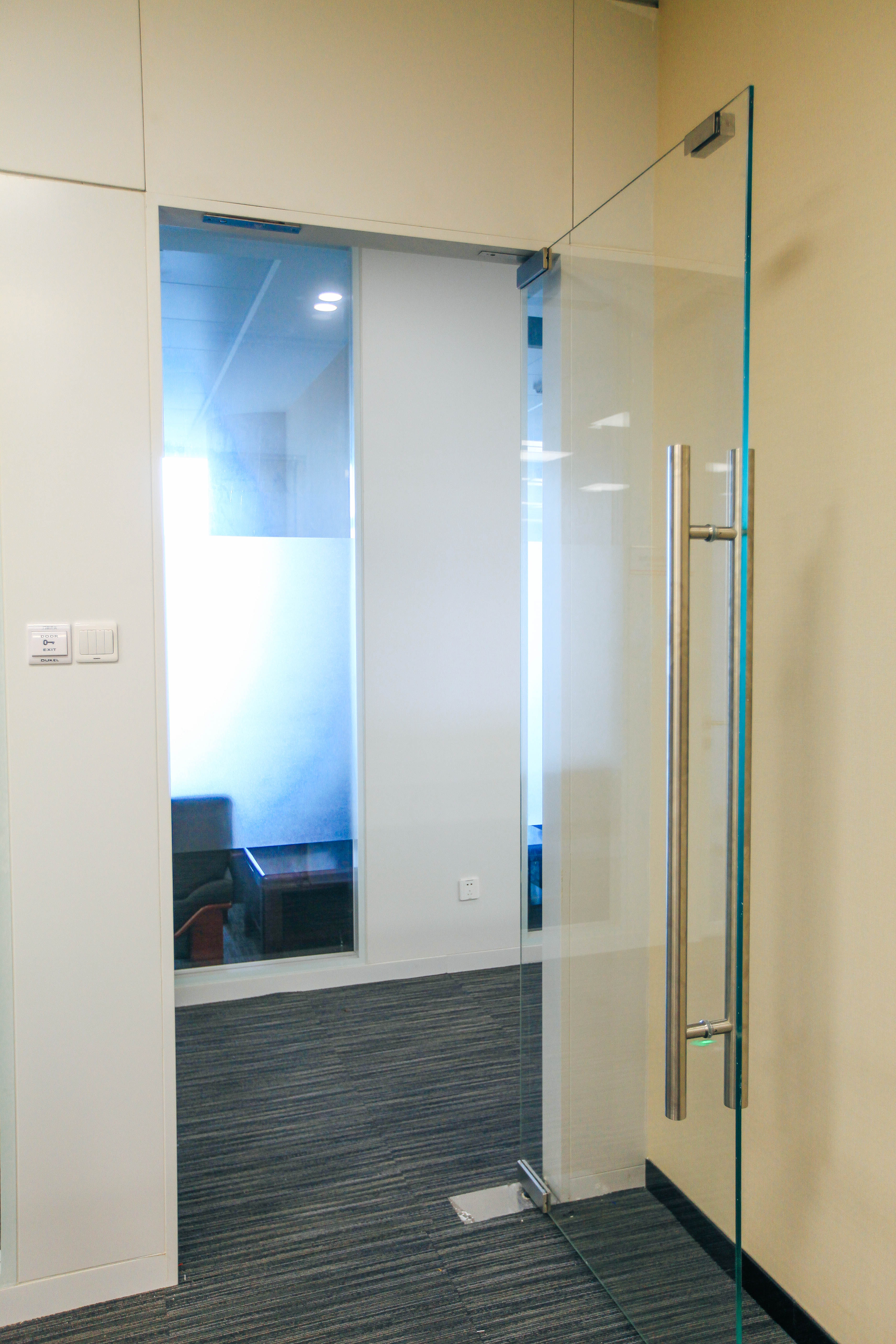 tempered glass door