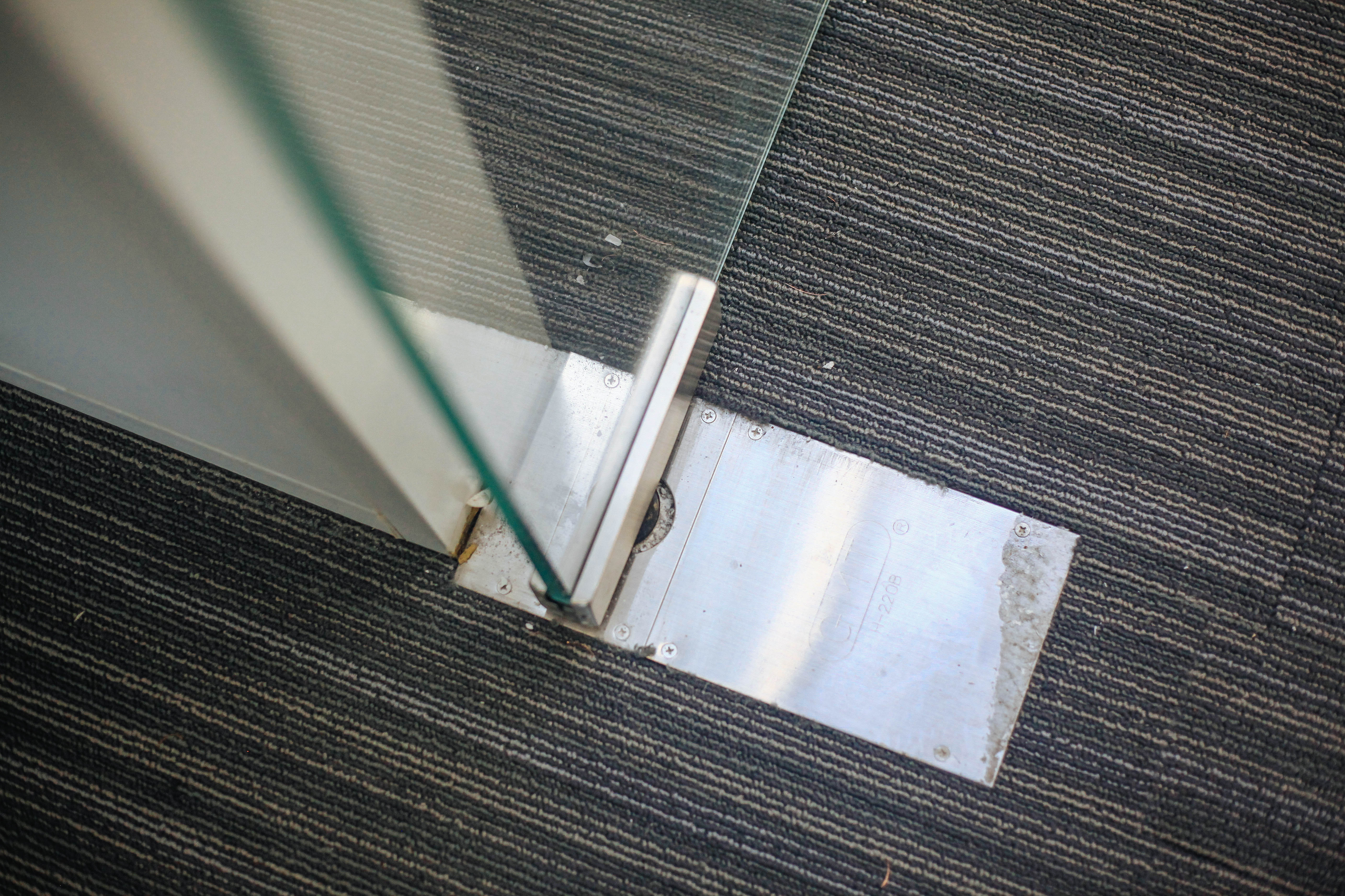 ground glass door