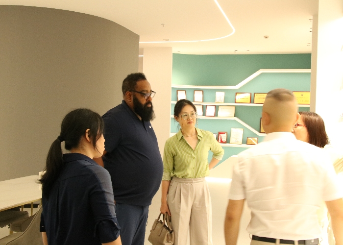 foreign cooperative customer