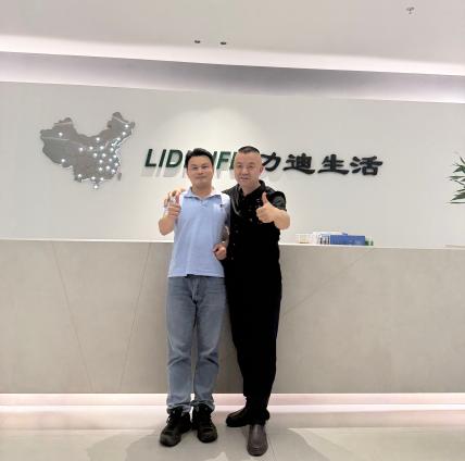 LyondellBasell Polyolefins dan Perusahaan Kami Membentuk Kemitraan Strategis untuk Membangun Masa Depan Produk Pelindung Sekali Pakai Berkualitas Tinggi