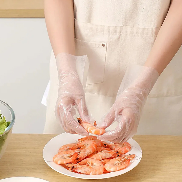 खाद्य सुरक्षा के कारण अमेरिका में डिस्पोजेबल दस्तानों की बिक्री में वृद्धि हुई है।