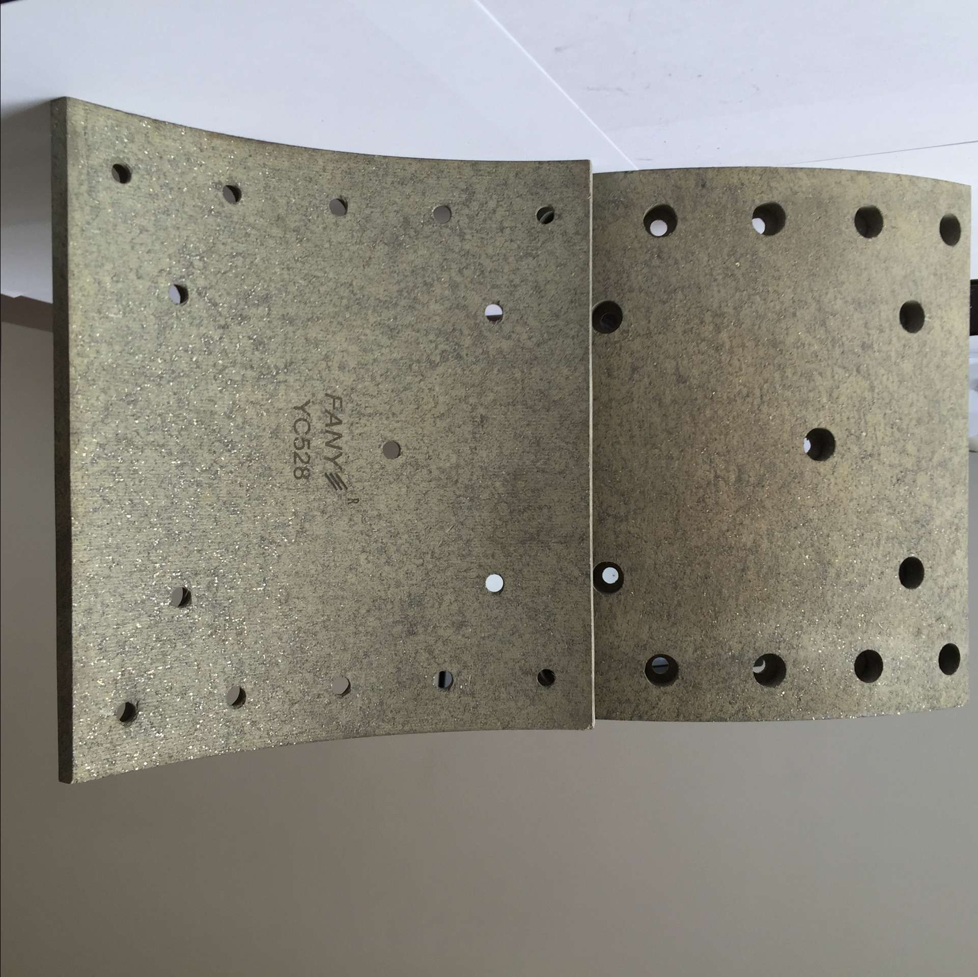 Trommelbremsanwendungen für LKW und Busse