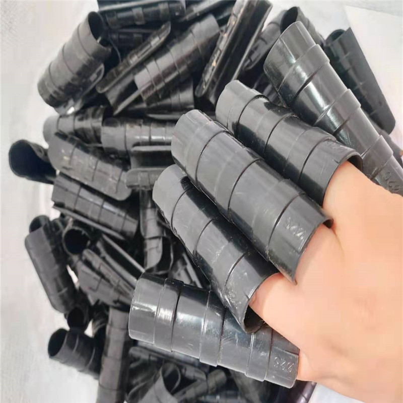 Pipe Plastic Clamp.jpg Pipe Plastic Clamp.jpg