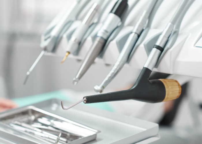 Types of Dental Handpieces: Why Are They Important in Dental Practice?
