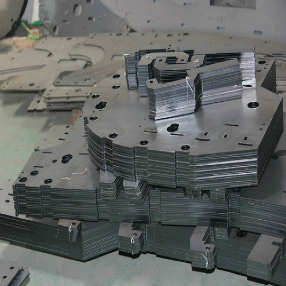 Découpe laser de métal sur mesure pour l'excellence dans la fabrication