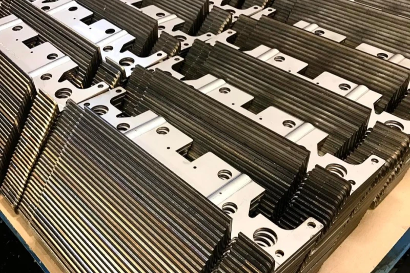 Quelles sont les pièces de tôlerie courantes qui peuvent être fabriquées ? Quelles sont les pièces de tôlerie courantes qui peuvent être fabriquées ?