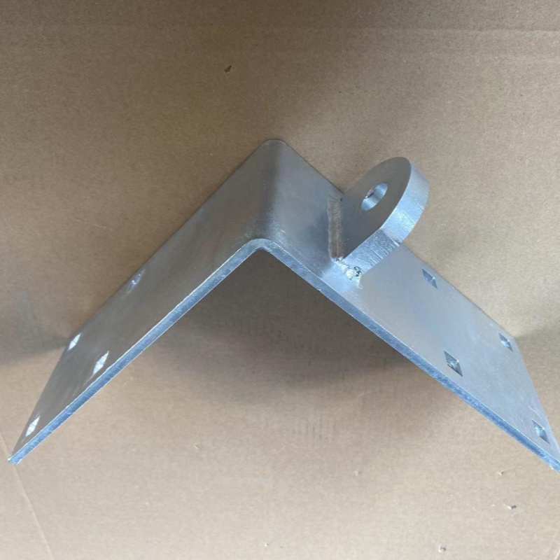 Quincaillerie d'angle femelle robuste avec revêtement HDG Quincaillerie d'angle femelle robuste avec revêtement HDG