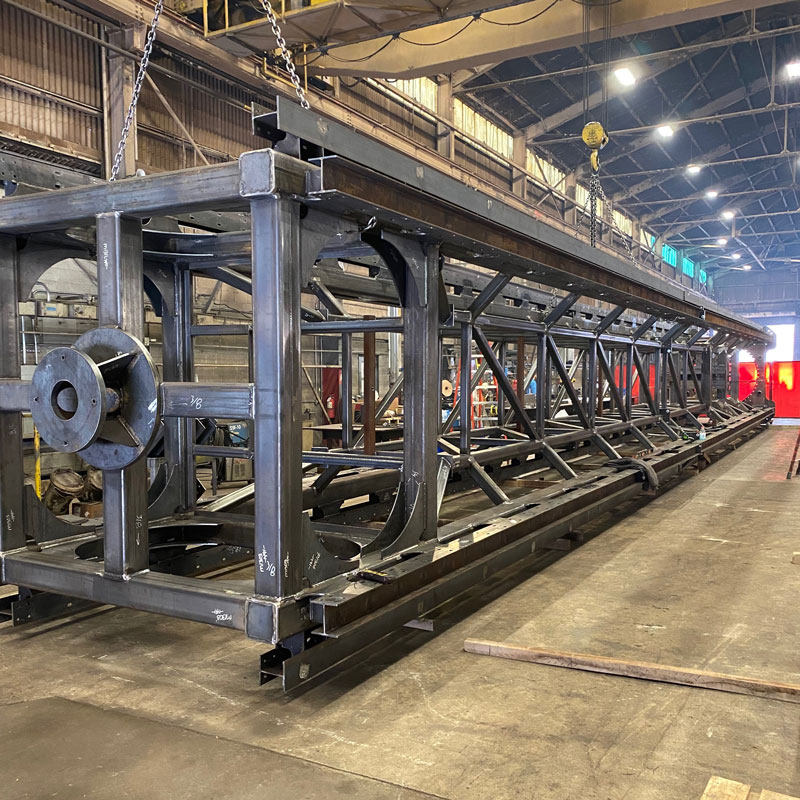 Fabrication de structures en acier soudées pour projets industriels et commerciaux