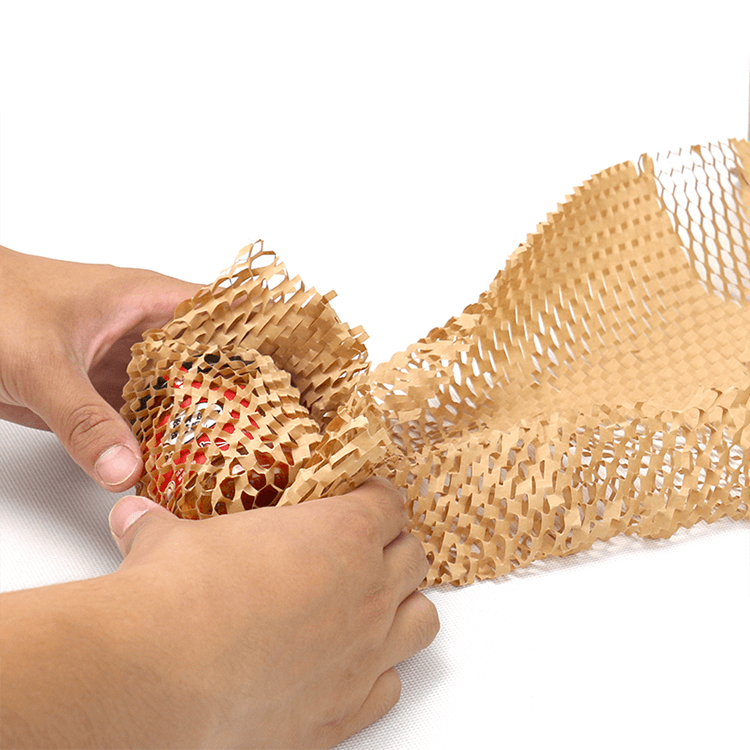 Защитная упаковка из сотовой бумаги