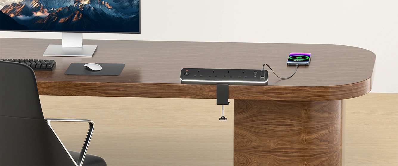 UK-UEA-desk-multi-socket-rectrable-type-c-cable