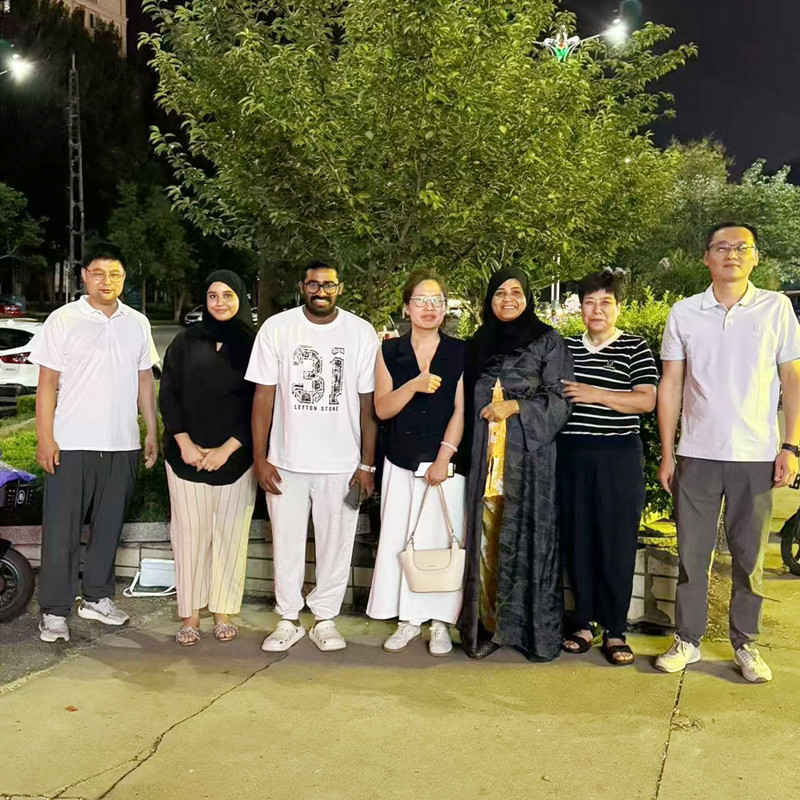 benvenuto amico dell'Oman, visita la società di serre HengFeng