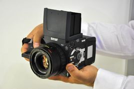 What is CCD（Charge Coupled Device）？ What is the Characteristics about it?
