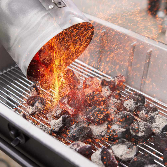 TOP 6 Reasons to Choose Charcoal Grills and Smokers