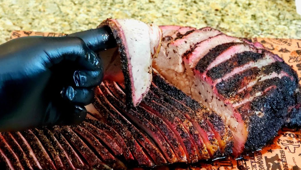 barbecue smoker