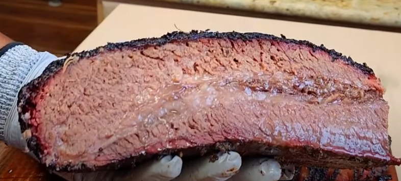 barbecue smoker