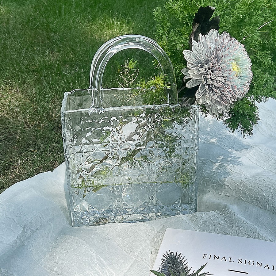 Handmade High Quality Crystal Hand bags and vases For Home Decor