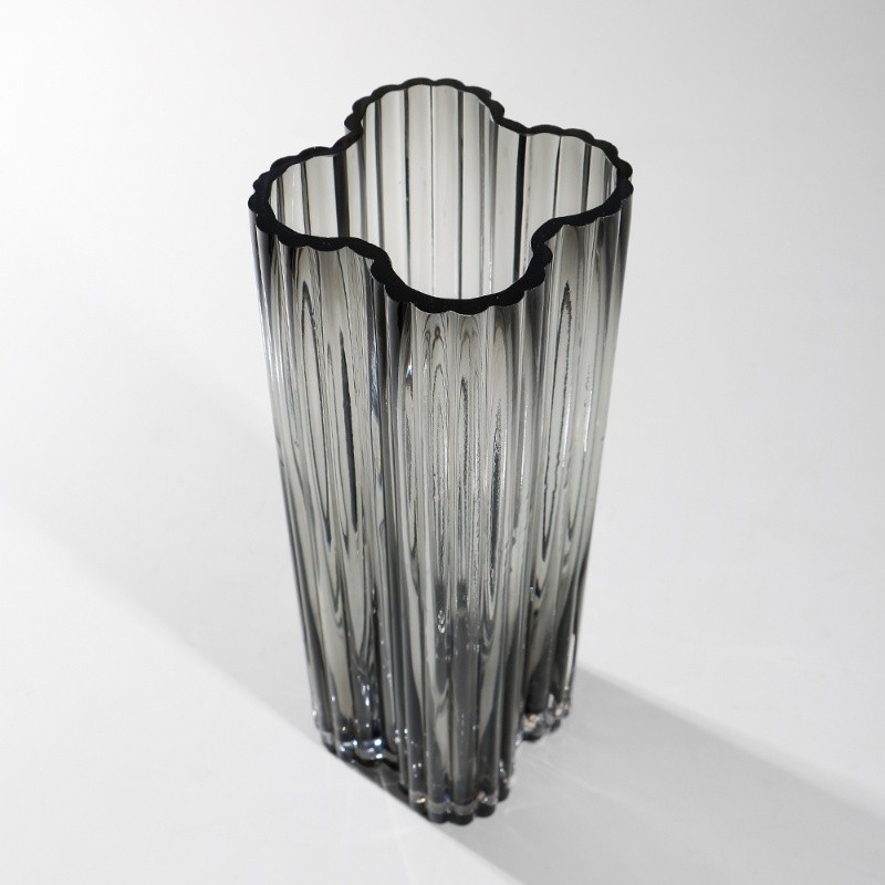 Handmade High Quality Crystal Four-leaf Clover Vase For Home Decor