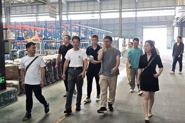 Experts from Municipal Bureau of Industry and Information Technology Visit Jiulong Auto Seats to Advise on Digital & Intelligent Transformation