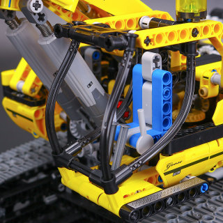 Technic Motorized Excavator Building Blocks 8043