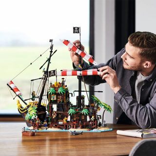 Ideas Pirates Of Barracuda Bay Building Blocks 21322