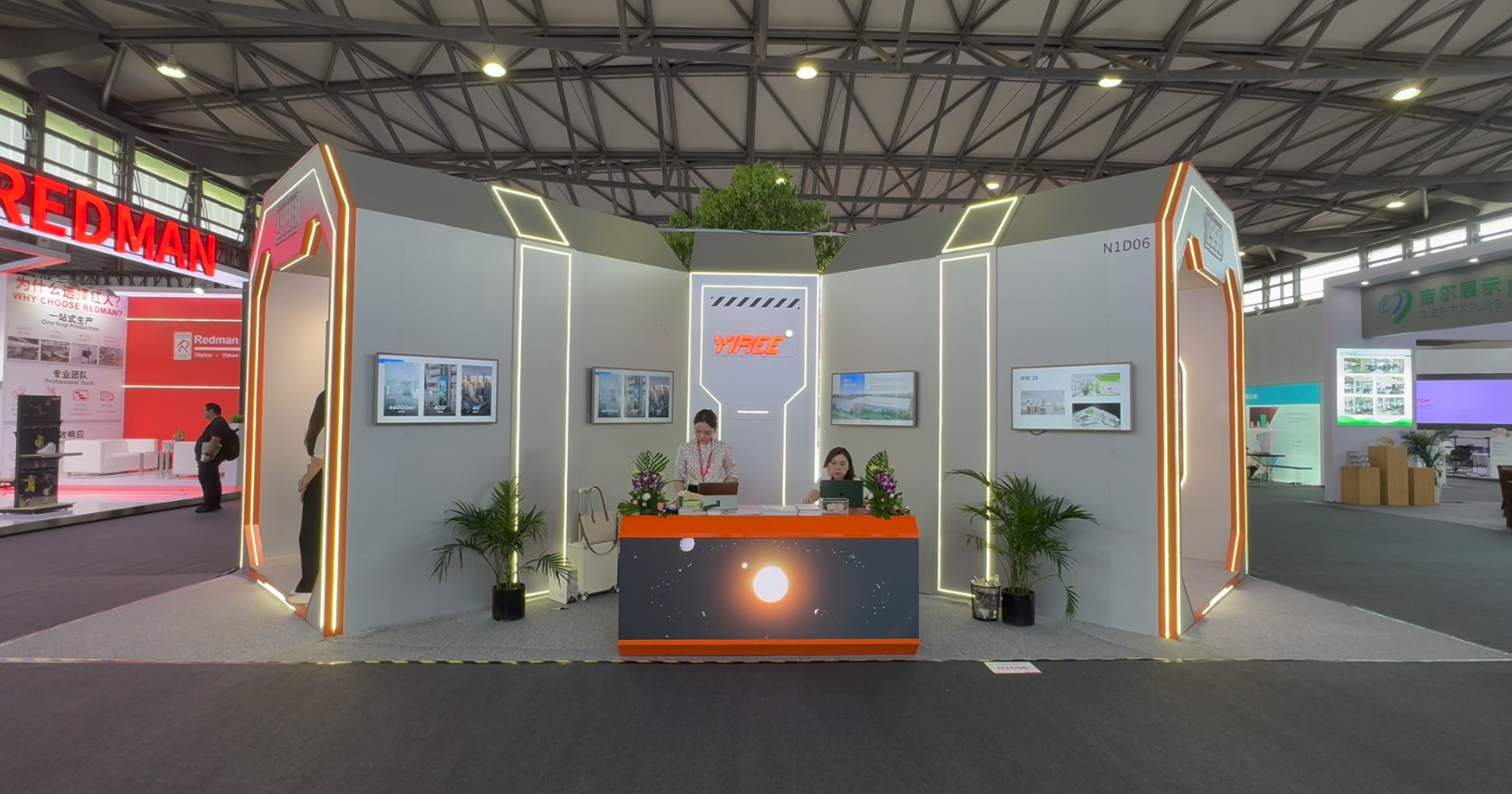 อุปกรณ์จัดแสดงสินค้า B2B ยอดเยี่ยมประจำปี 2026: YIREE Industries