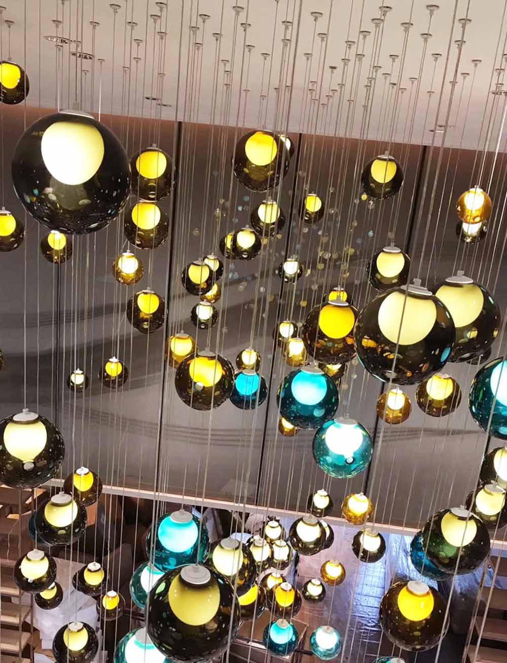 decorative chandeliers & pendant
