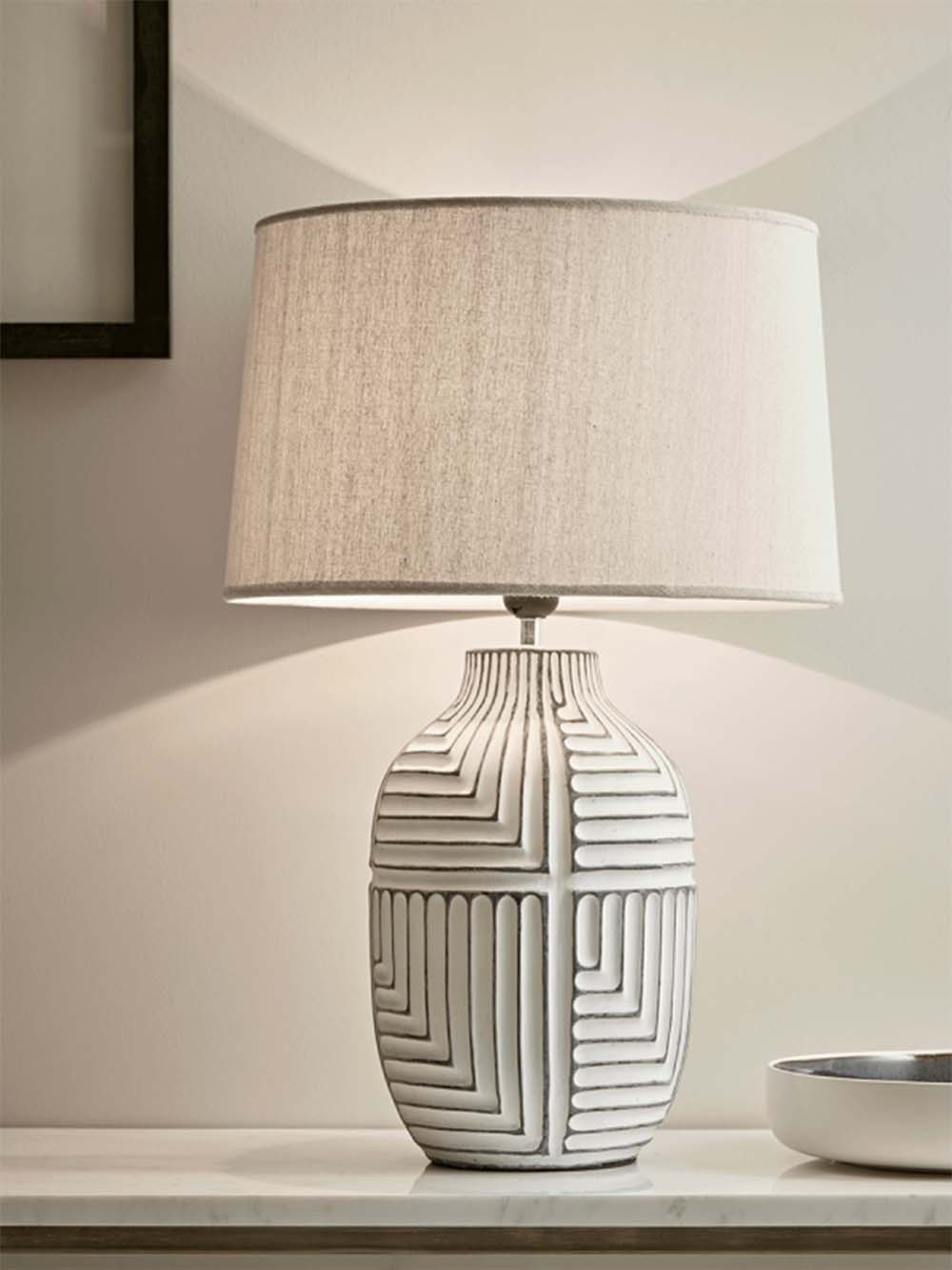 creative table lamp