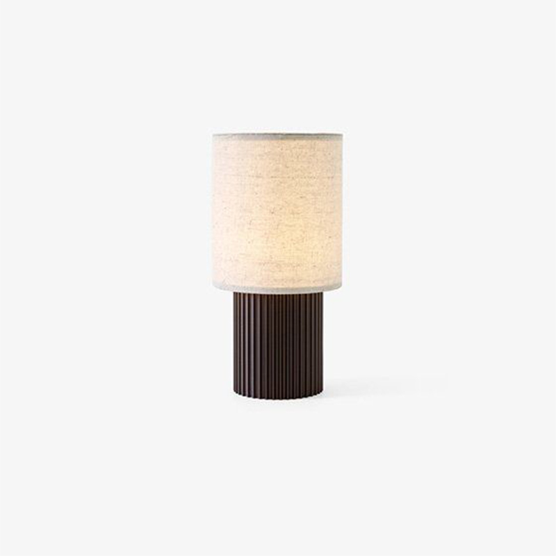 Modern light luxury simple table lamp creative bedroom atmosphere table lamp