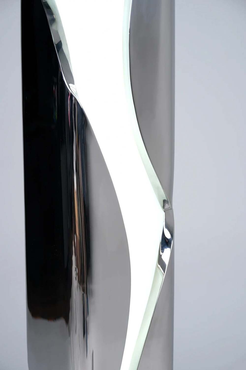 contemporary floor lamp