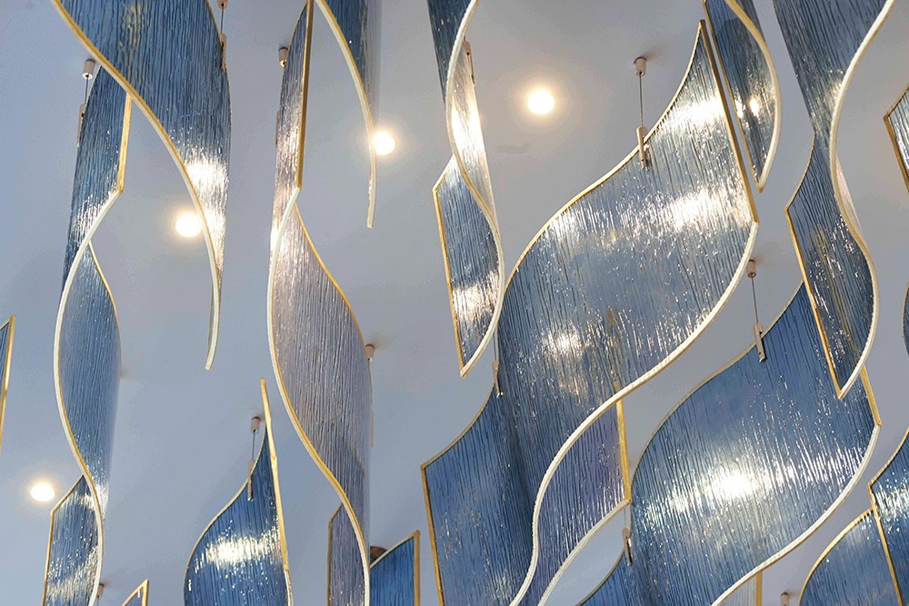 chandelier for restaurants