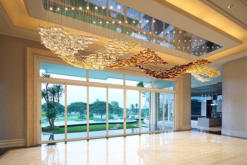 chandeliers and hanging lamps