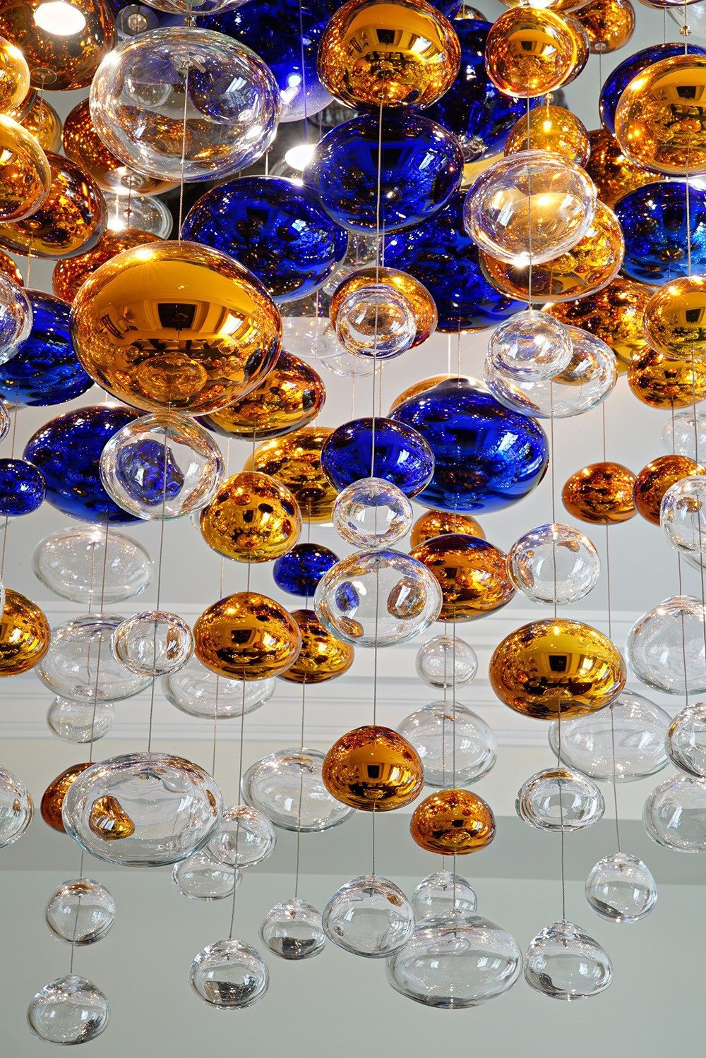 luxury ceiling chandelier