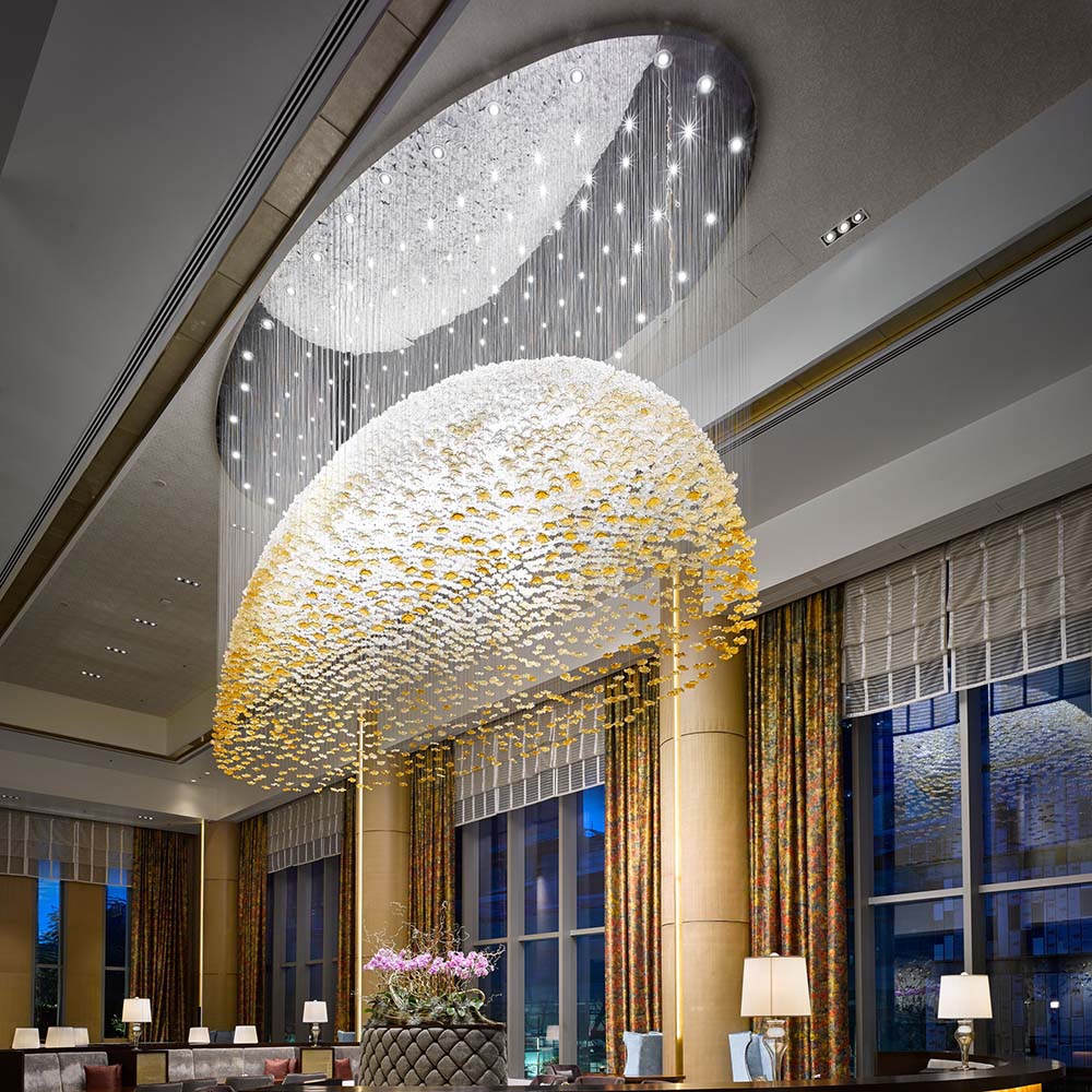 Customized Large Luxury Glass Chandeliers Pendant Light Pefect for Shopping Mall Hotel Stairs