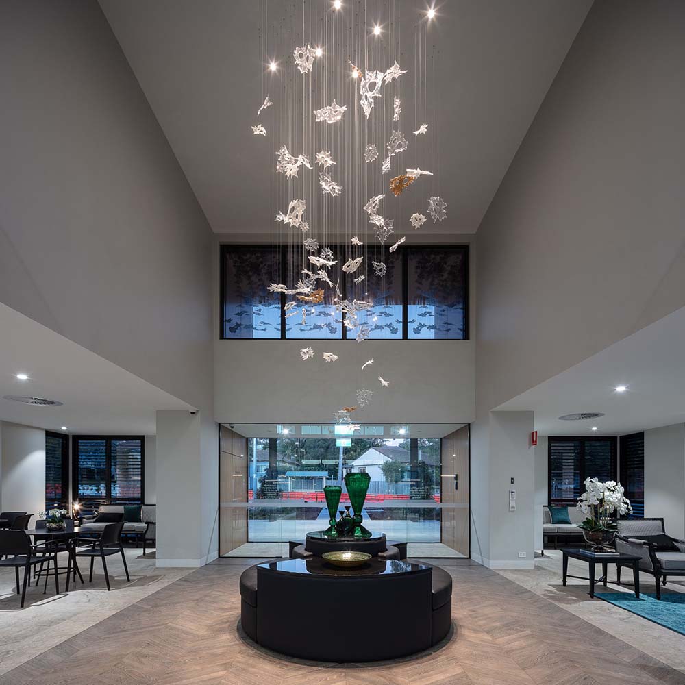 Custom Modern Indoor Decoration Luxury Chandelier Hotel Villa Staircase Glass LED Pendant Lamp