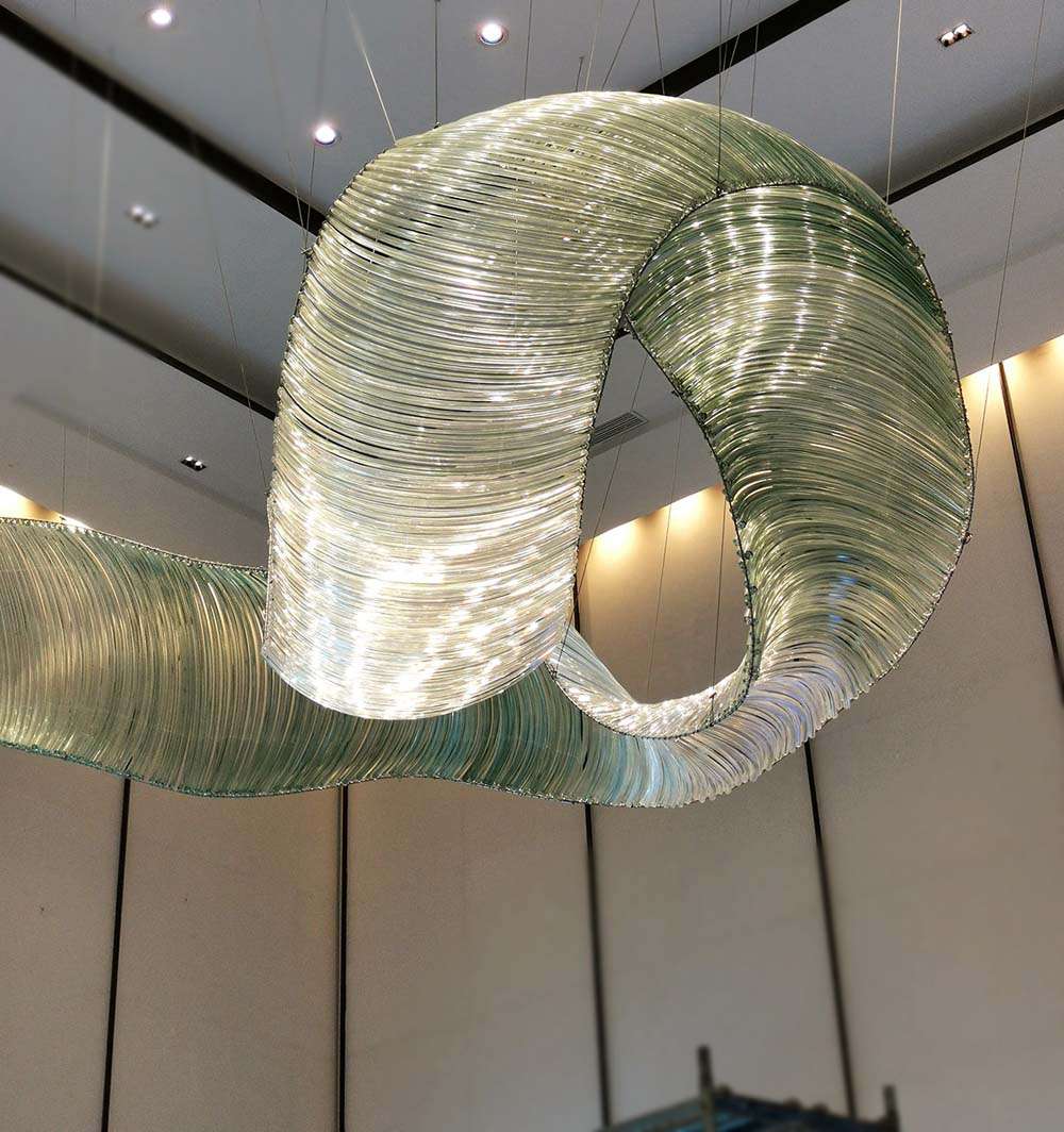 Long Green Giant Chandelier Strip Customization with Good Price
