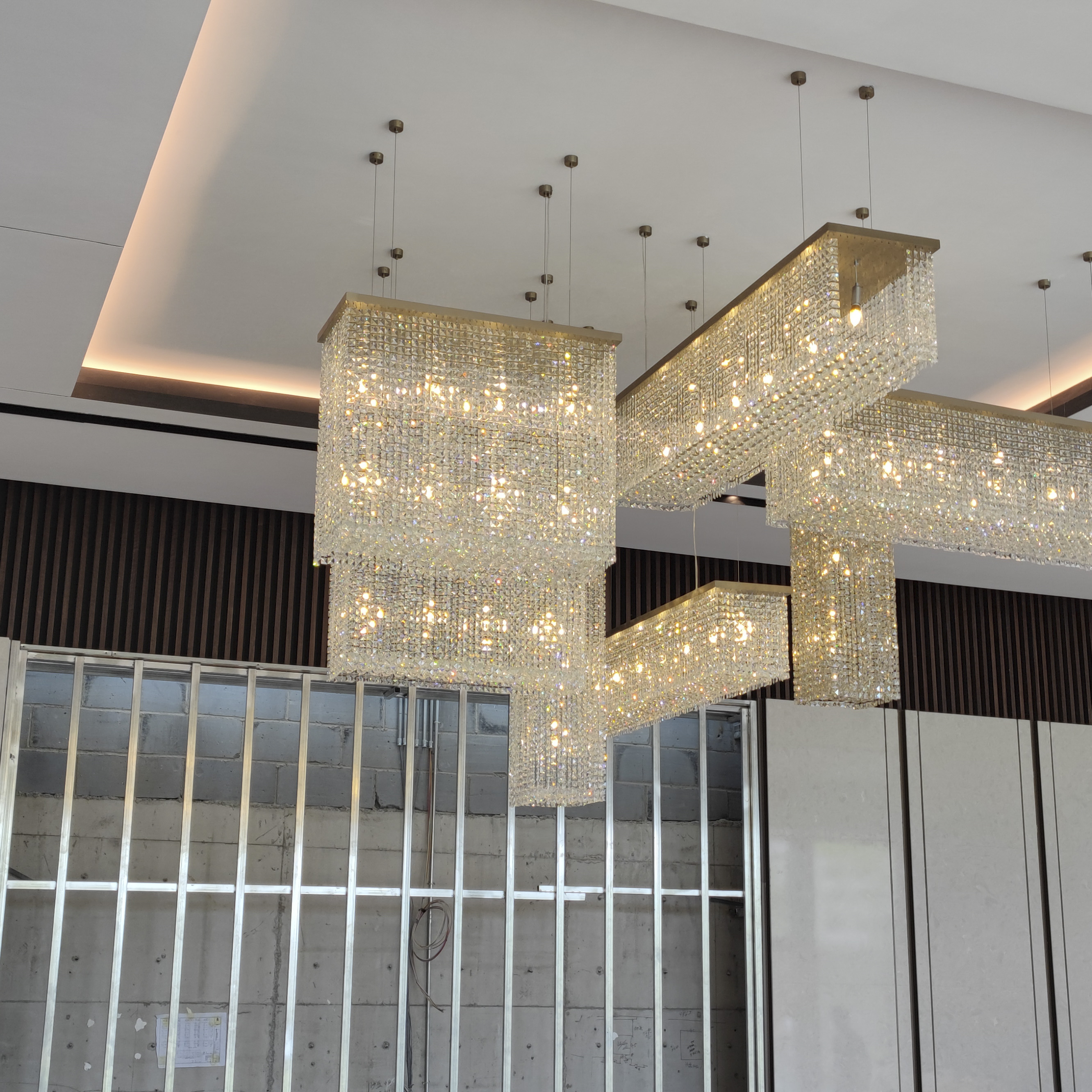 New Luxury Crystal Living Room Chandeliers LED Golden Hotel Villas Decorative Lighting