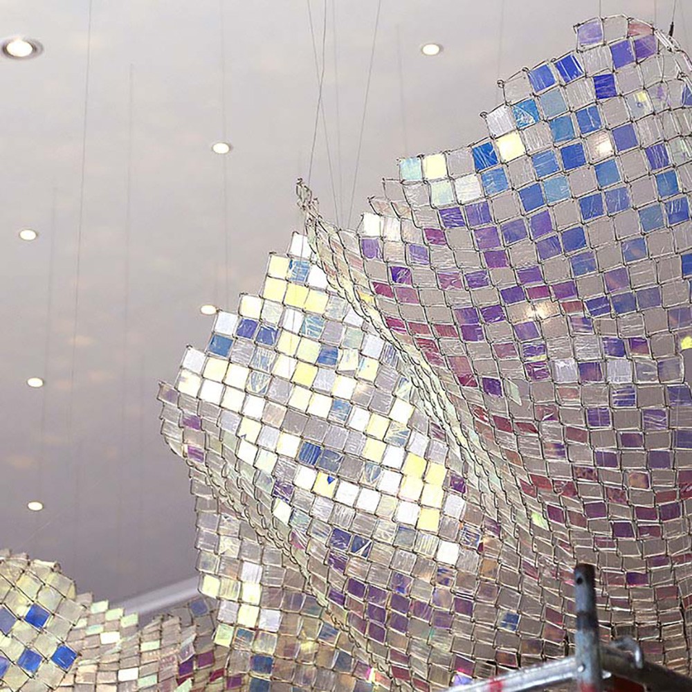 Modern Decorative Hanging Luxury Acrylic Colorful LED Chandelier Lamp for Exhibition Hall
