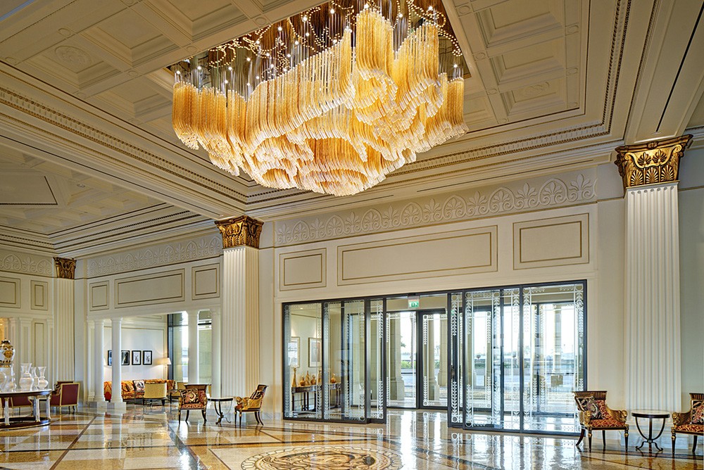 chandelier modern hotel