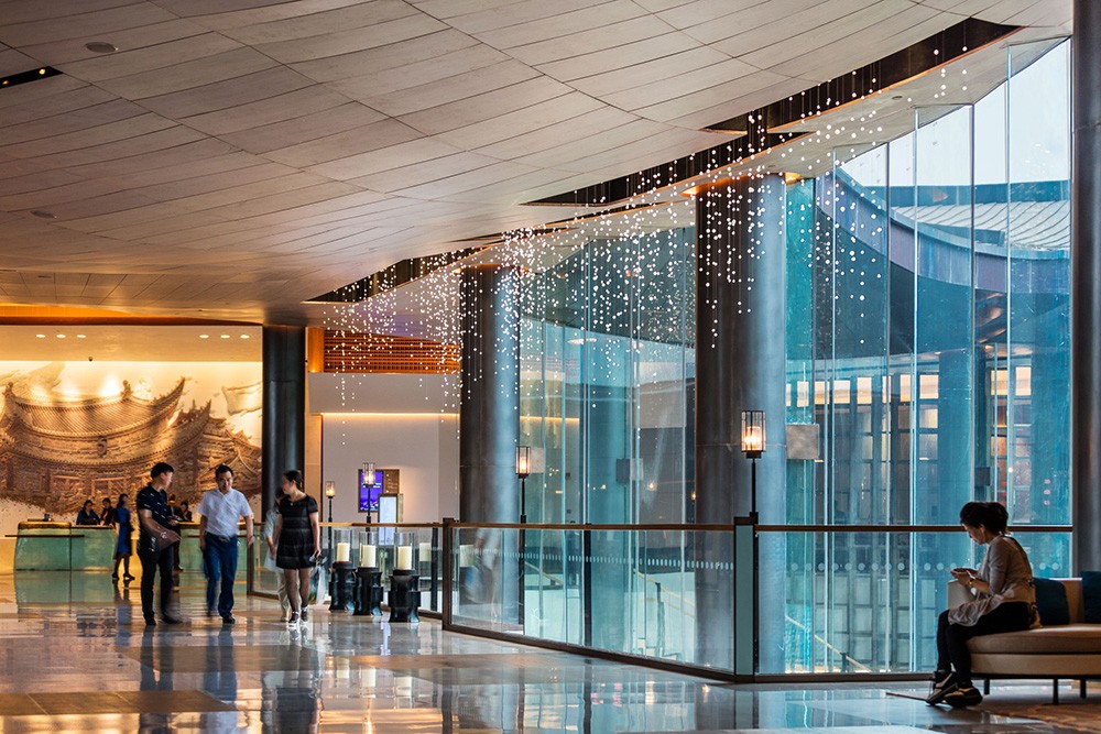 hotel lobby chandelier