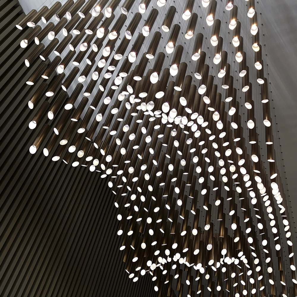 Modern Home Decor Luxury Customized Large Size Ceiling Lamp Metal Decorative Design Chandelier for Hotel